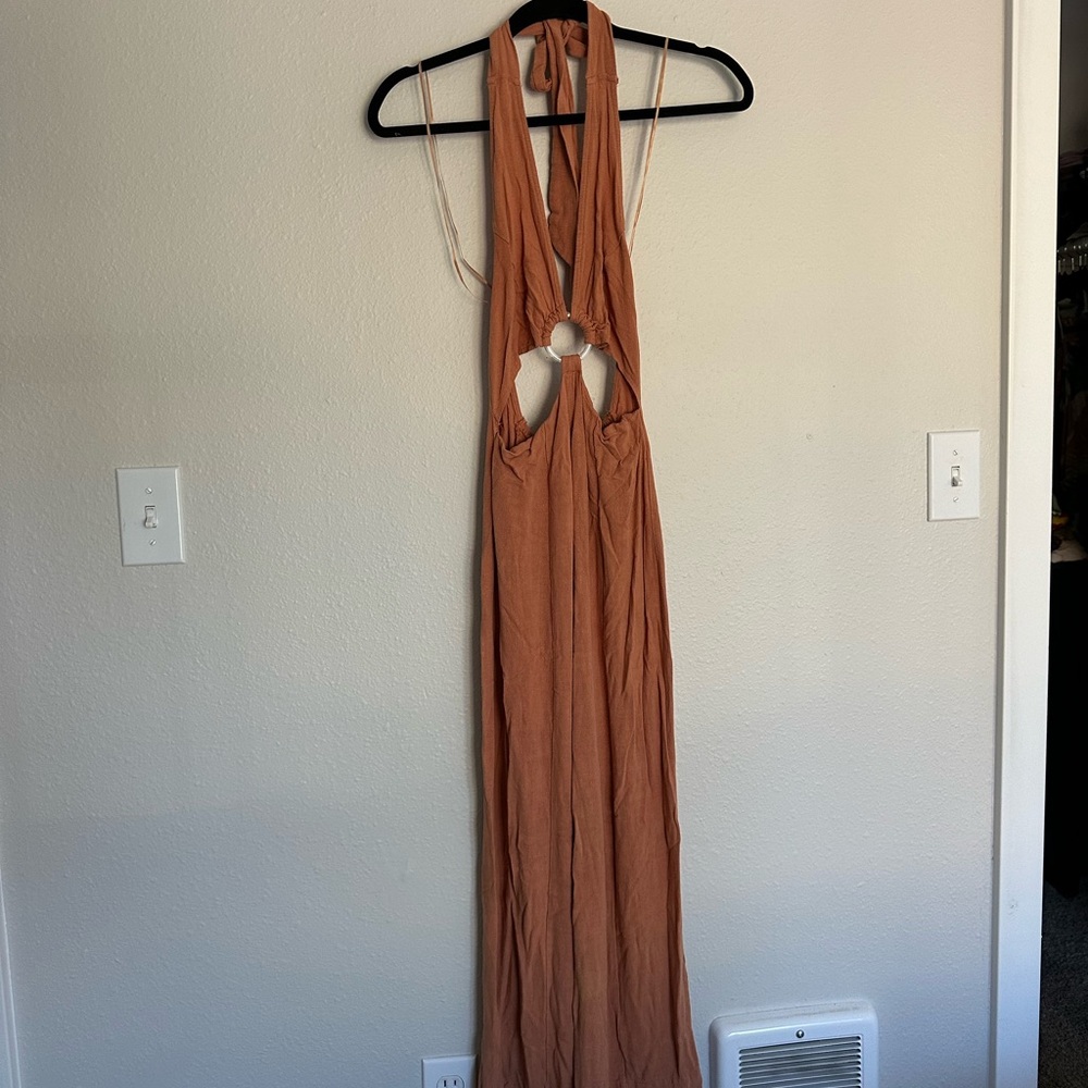 Cutout jumper